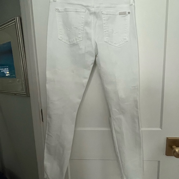 7 FOR ALL MANKIND Gwenevere White Frayed Distressed Stretch Ankle Skinny Jeans - Picture 5 of 10